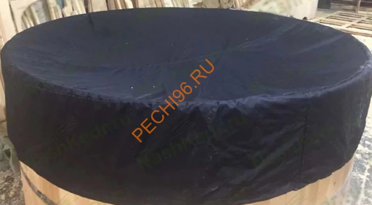 Купель НКЗ овальная из кедра с пластиковой вставкой d 78х140 см, 25 мм