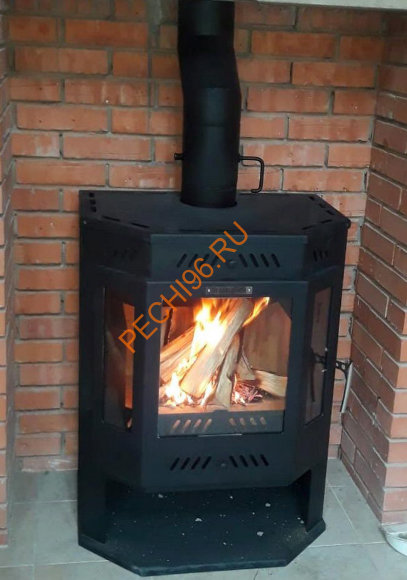 Печь-Камин Бранденбург Призма с верхним дымоходом Печь-Камин Бранденбург Призма с верхним дымоходом