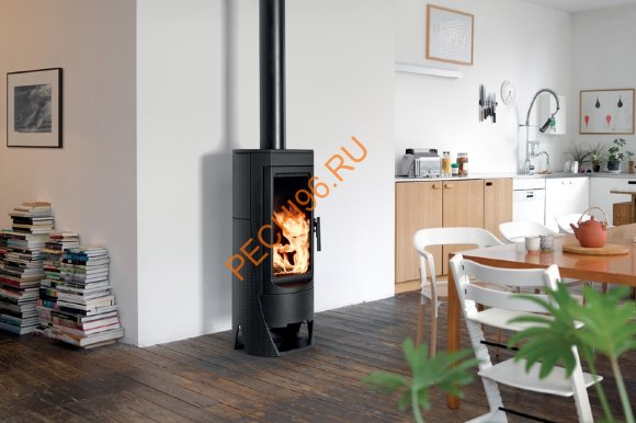 Чугунная печь-камин PLAMEN NERA Чугунная печь-камин PLAMEN NERA