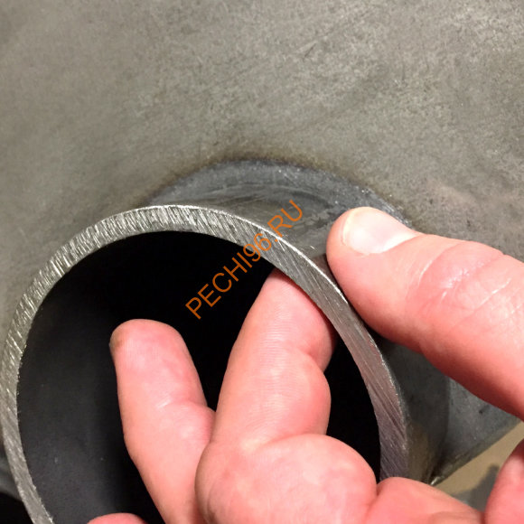 Дровяная печь IKI Mini со стальной дверцей "смайл" Дровяная печь IKI Mini со стальной дверцей "смайл"