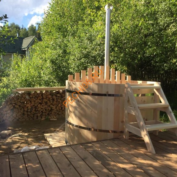 Уличная купель Фурако BentWood из кедра с внутренней печью премиум, h 1000мм Уличная купель Фурако BentWood из кедра с внутренней печью премиум, h 1000мм