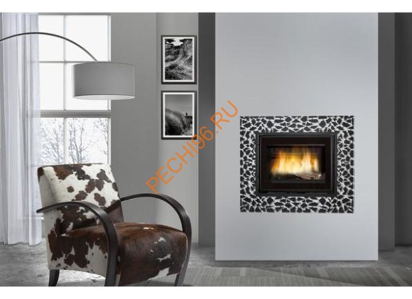 Дровяной камин CHAZELLES Cosmopolite с топкой SOLO D70