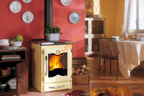 Печь-камин La Nordica Cucinotta