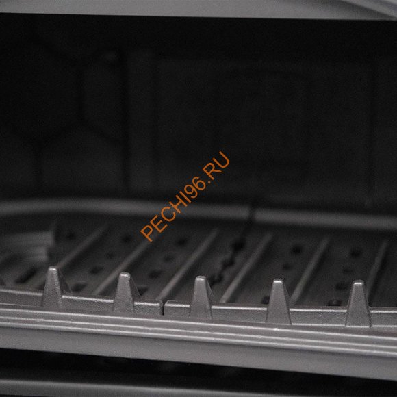 Печь-камин чугунная отопительно-варочная Сибирь 10 на ножках